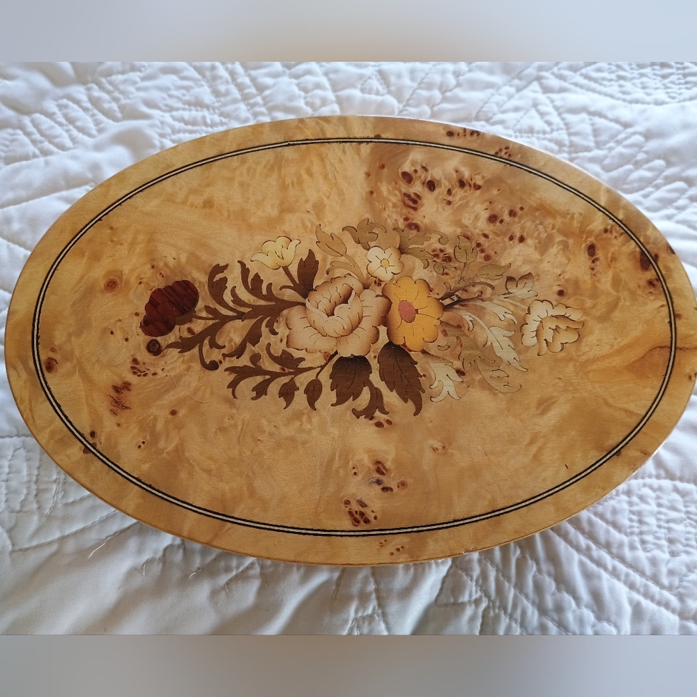 Vintage Oval Reuge Wooden Italian Inlay Floral Jewelry Music Box